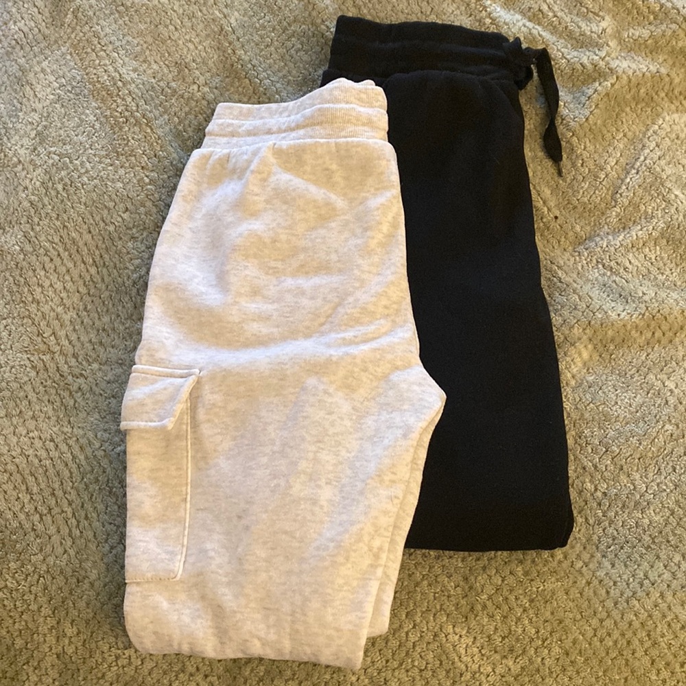 Women’s Small Black and White Jogger Set